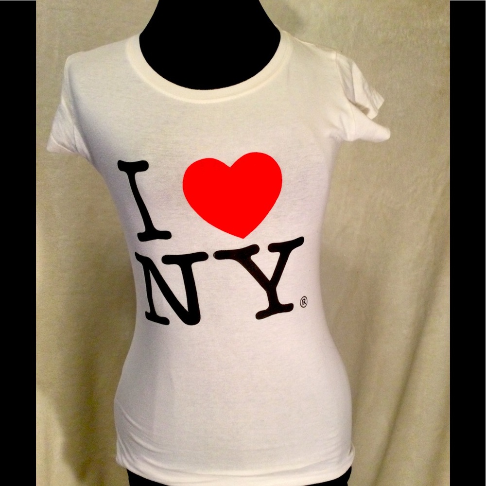 💙NWT💙2/$40💙NWT I LOVE NY TEE-2 AVAILABLE